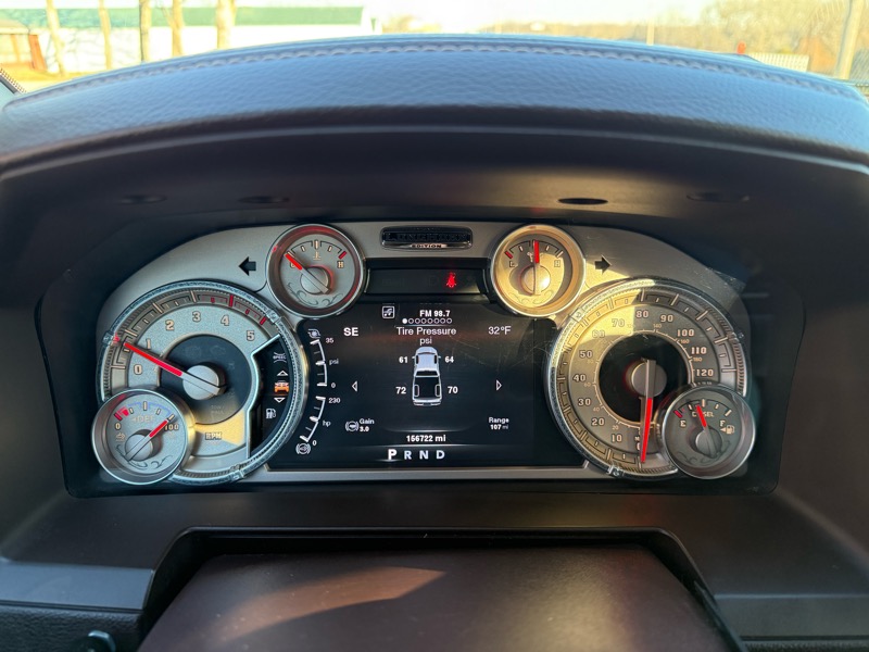 RAM 2500 4WD Mega Cab 160.5" Longhorn 2014