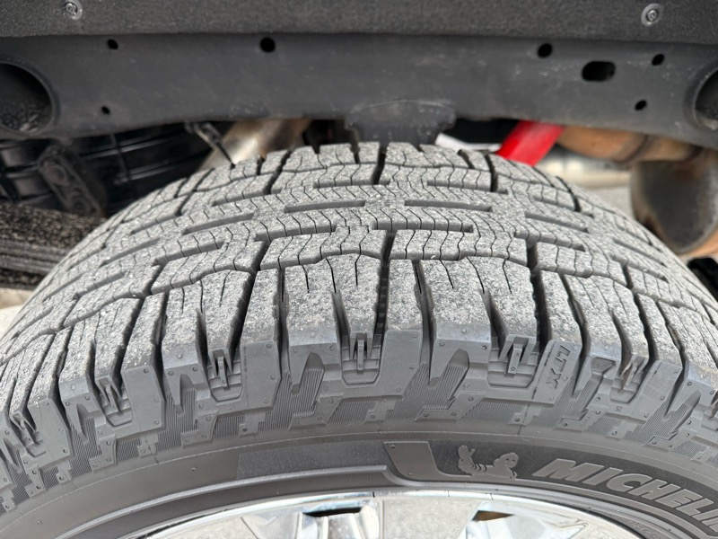 GMC Sierra 2500HD available WiFi 4WD Crew Cab 153.7" Denali 2015