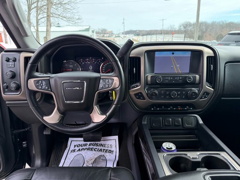 GMC Sierra 2500HD available WiFi 4WD Crew Cab 153.7" Denali 2015