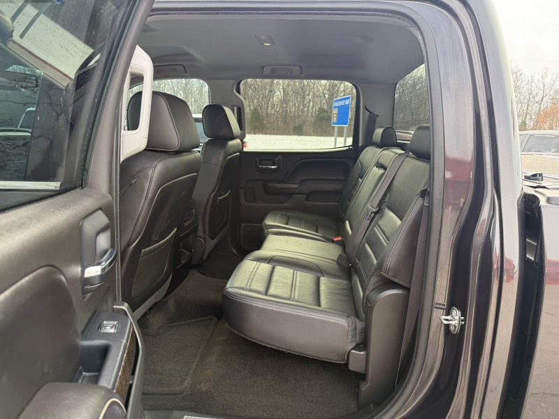 GMC Sierra 2500HD available WiFi 4WD Crew Cab 153.7" Denali 2015