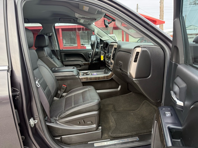 GMC Sierra 2500HD available WiFi 4WD Crew Cab 153.7" Denali 2015