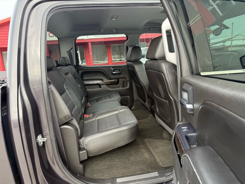 GMC Sierra 2500HD available WiFi 4WD Crew Cab 153.7" Denali 2015