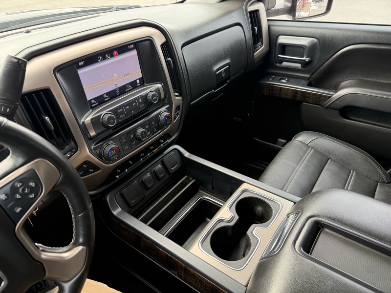 GMC Sierra 2500HD available WiFi 4WD Crew Cab 153.7" Denali 2015