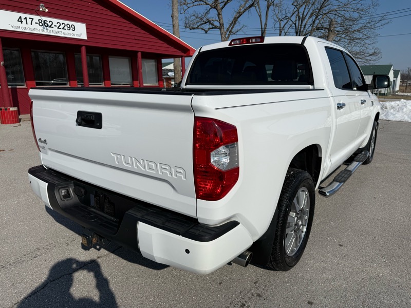Toyota Tundra 4WD 1794 Edition CrewMax 5.5' Bed 5.7L FFV (Natl) 2017