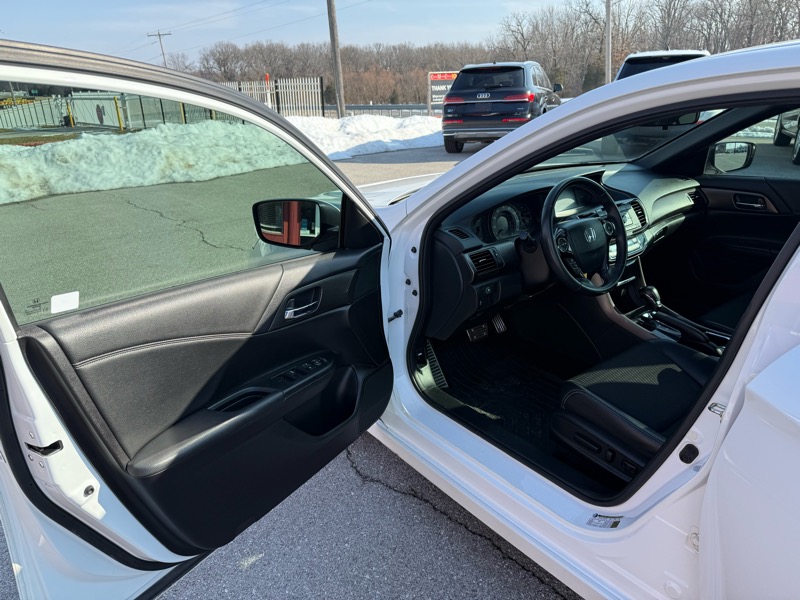 Honda Accord Sedan 4dr I4 CVT Sport 2016