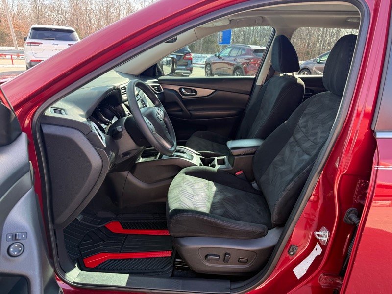 Nissan Rogue AWD 4dr SV 2015