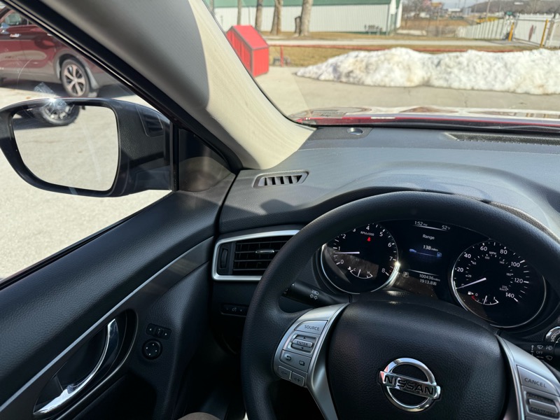 Nissan Rogue AWD 4dr SV 2015