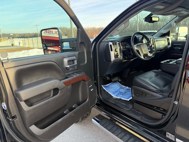 GMC Sierra 3500HD 4WD Crew Cab 153.7" SLT 2018