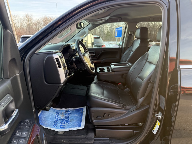 GMC Sierra 3500HD 4WD Crew Cab 153.7" SLT 2018