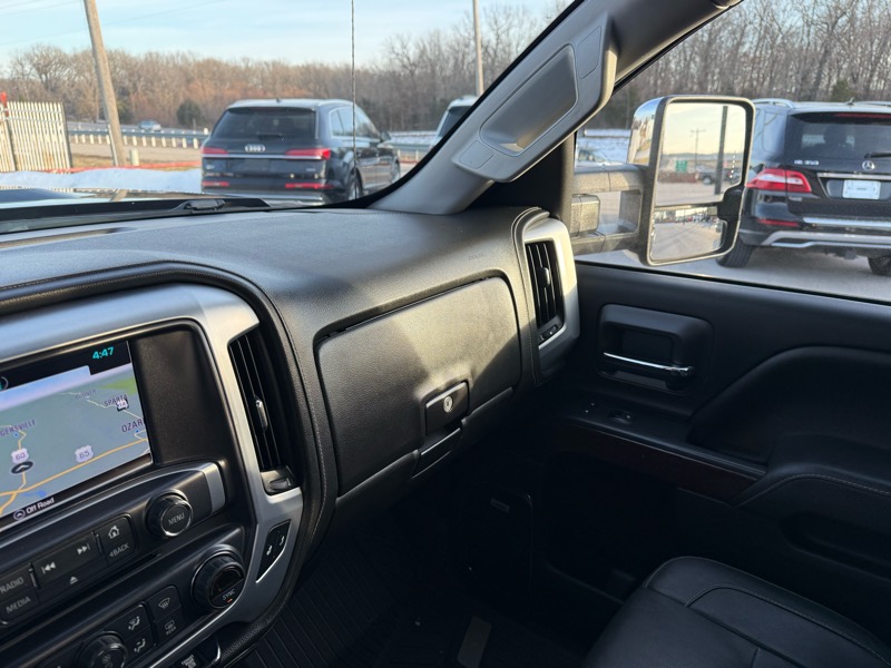 GMC Sierra 3500HD 4WD Crew Cab 153.7" SLT 2018
