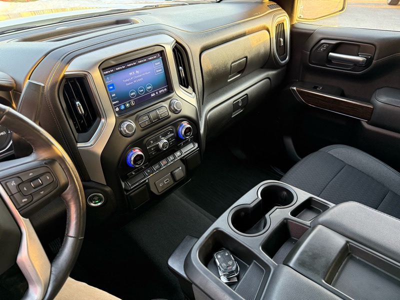 GMC Sierra 1500 4WD Double Cab 147" SLE 2021