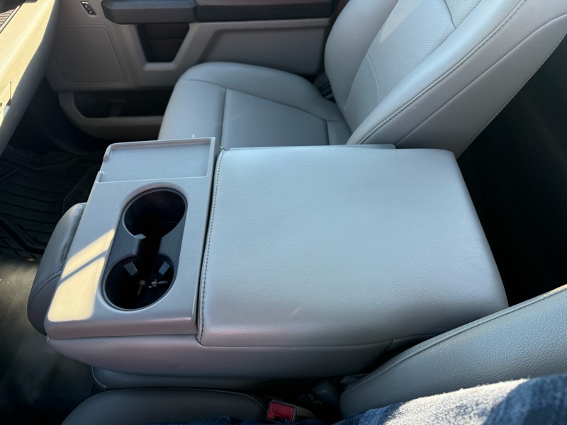 Ford F-150 XL 2WD Reg Cab 8' Box 2018