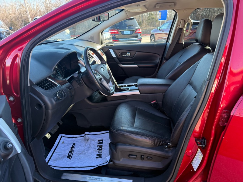 Ford Edge 4dr Limited FWD 2012