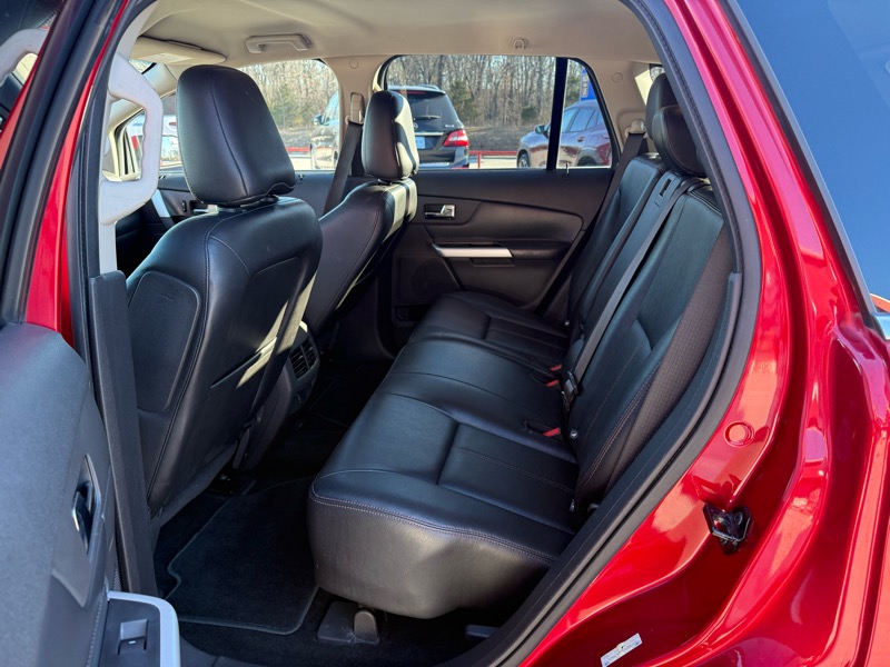 Ford Edge 4dr Limited FWD 2012