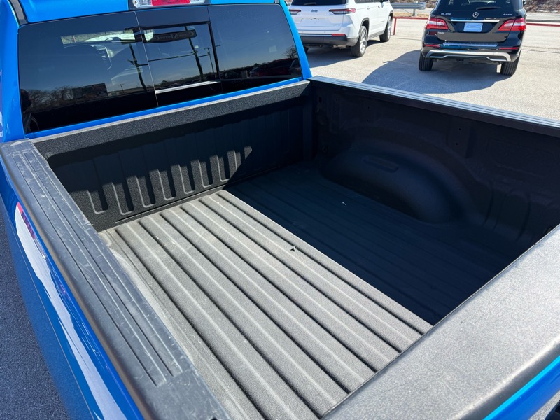 RAM 1500 Big Horn 4x4 Crew Cab 5'7" Box 2021