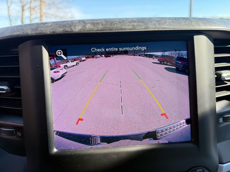 RAM 1500 Big Horn 4x4 Crew Cab 5'7" Box 2021