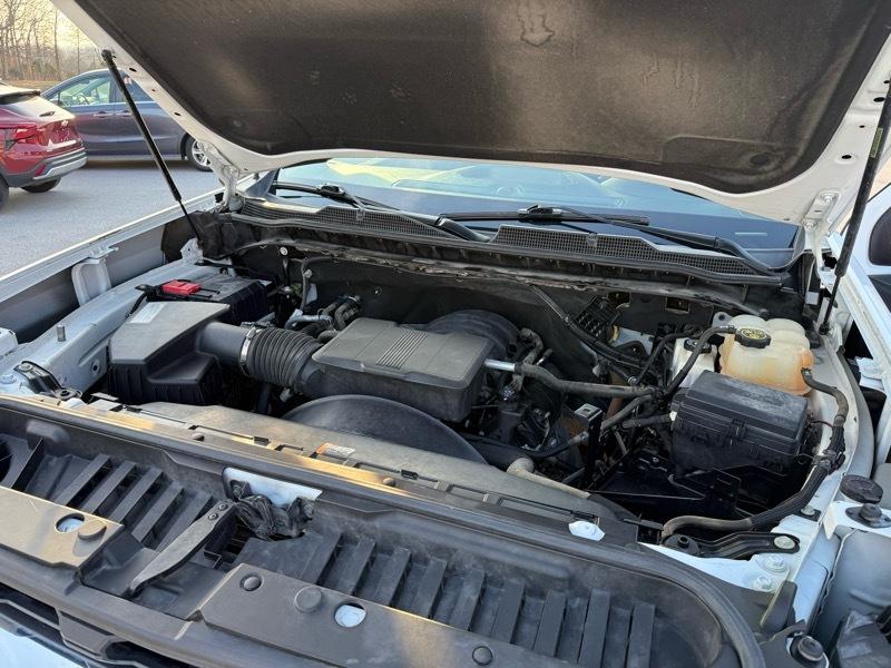 Chevrolet Silverado 2500HD 4WD Reg Cab 142" LT 2022