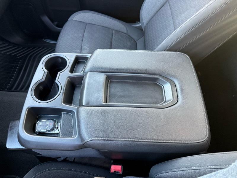 Chevrolet Silverado 2500HD 4WD Reg Cab 142" LT 2022