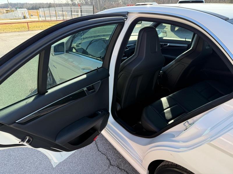 Mercedes-Benz C-Class 4dr Sdn C 63 AMG RWD 2014