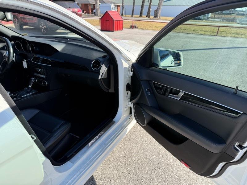 Mercedes-Benz C-Class 4dr Sdn C 63 AMG RWD 2014