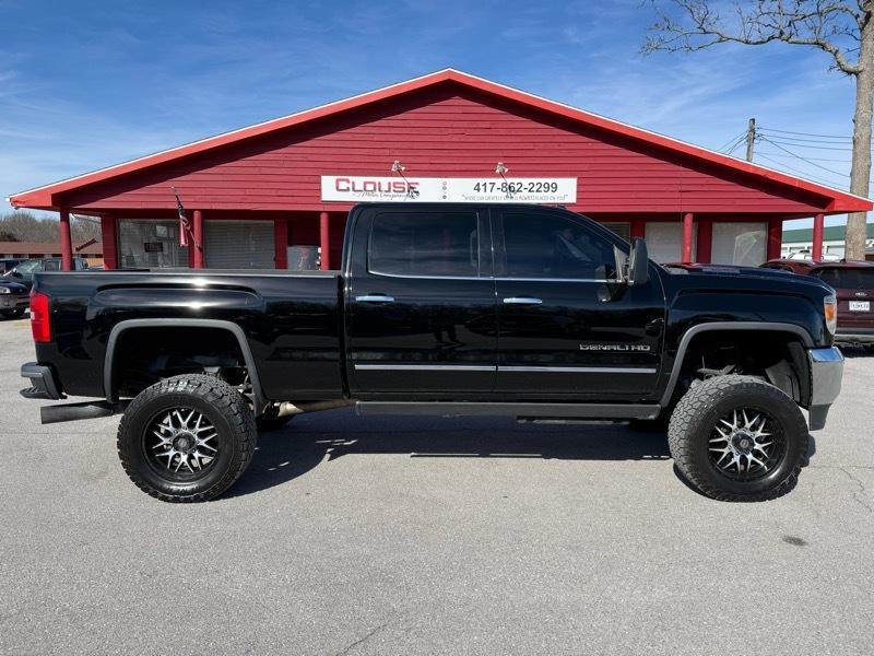 GMC Sierra 3500HD 4WD Crew Cab 153.7" Denali 2015