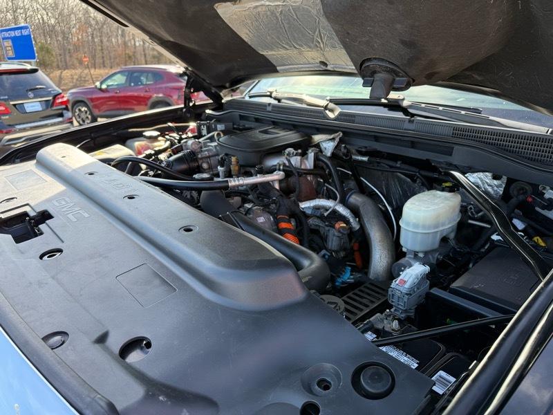 GMC Sierra 3500HD 4WD Crew Cab 153.7" Denali 2015