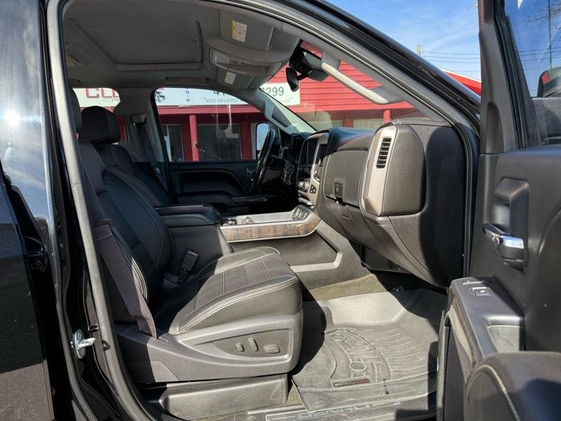 GMC Sierra 3500HD 4WD Crew Cab 153.7" Denali 2015