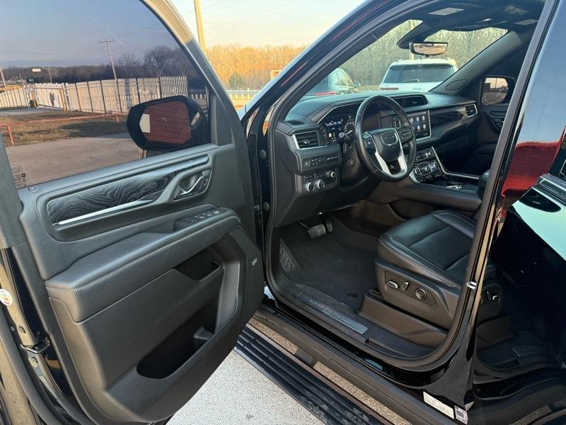 GMC Yukon 4WD 4dr Denali 2021