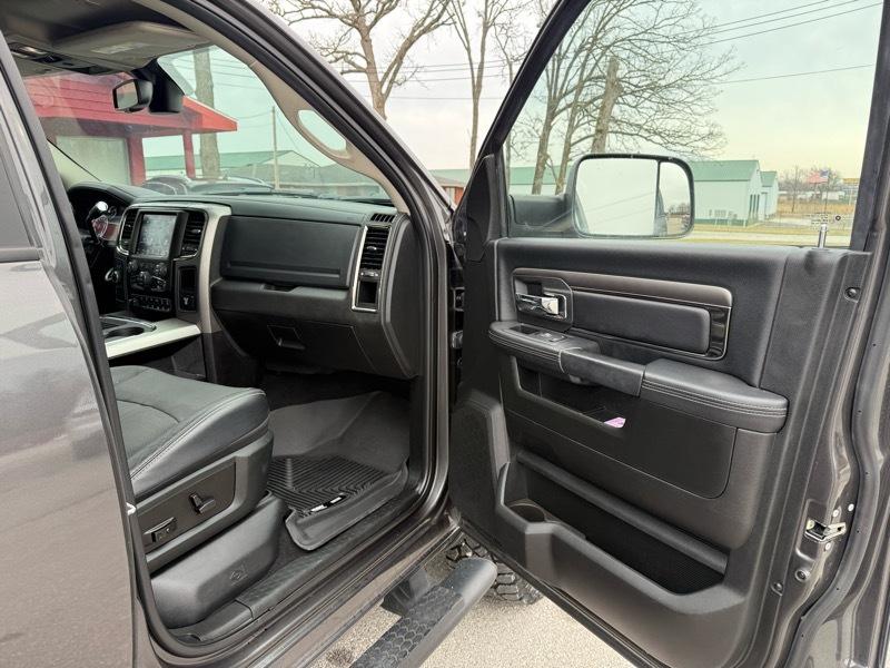 RAM 2500 Laramie 4x4 Crew Cab 6'4" Box 2018