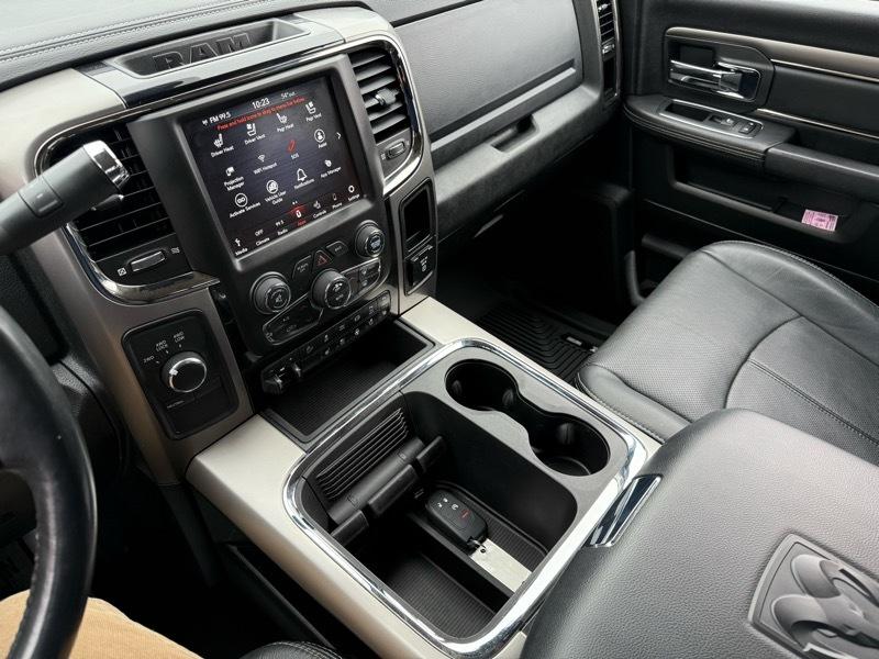 RAM 2500 Laramie 4x4 Crew Cab 6'4" Box 2018