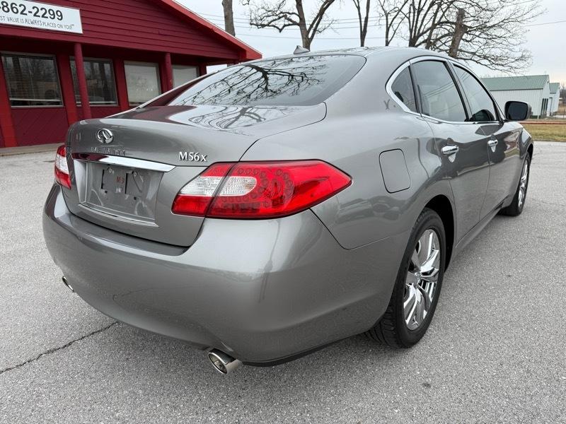 Infiniti M56 4dr Sdn AWD 2011