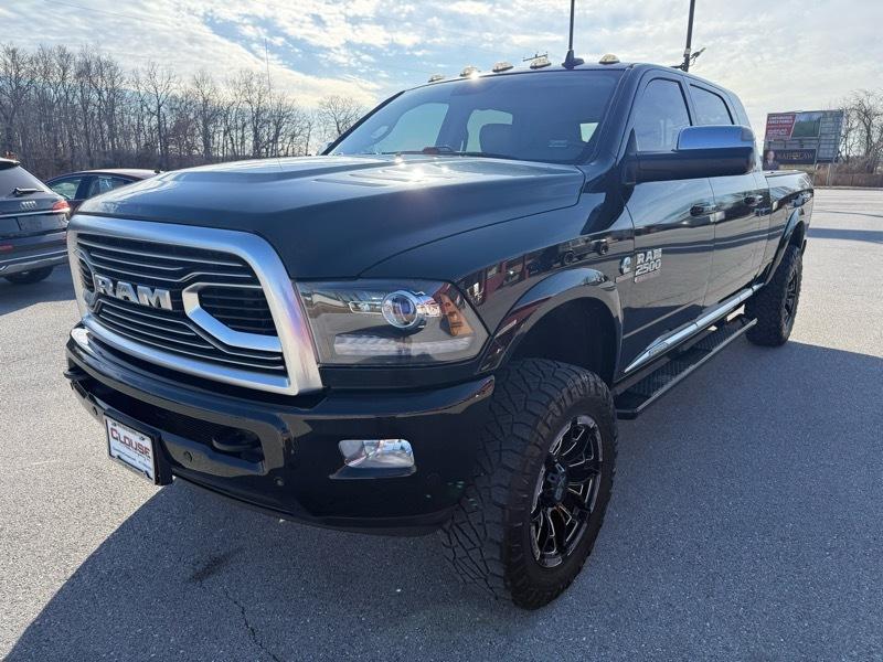 RAM 2500 Limited 4x4 Mega Cab 6'4" Box 2018
