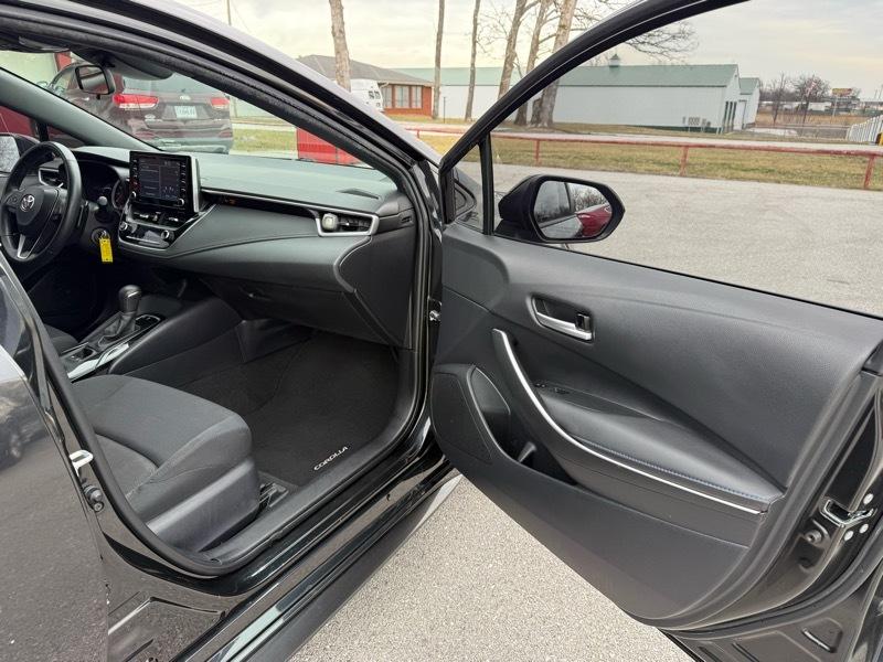 Toyota Corolla SE CVT (Natl) 2021