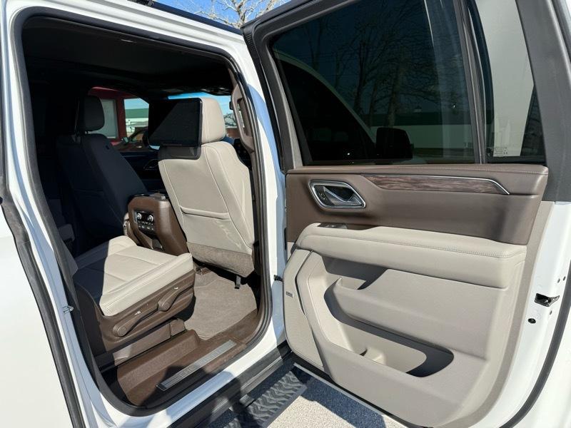 Chevrolet Suburban 4WD 4dr Z71 2021