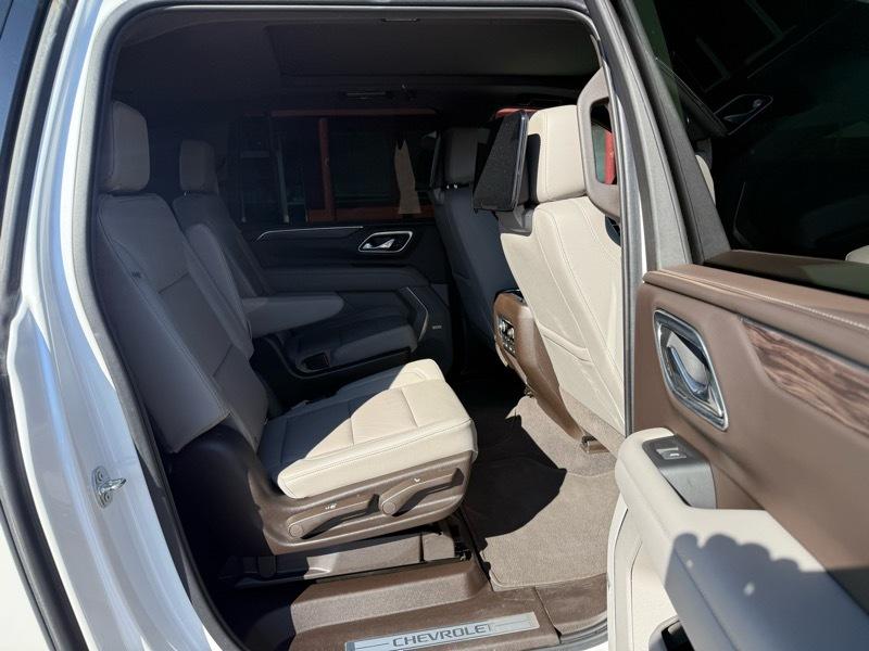 Chevrolet Suburban 4WD 4dr Z71 2021