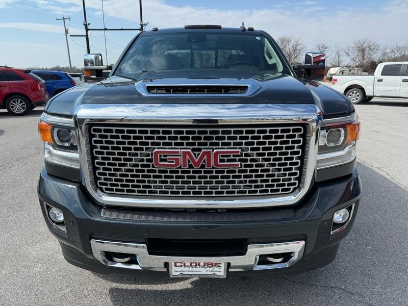 GMC Sierra 2500HD 4WD Crew Cab 153.7" Denali 2017