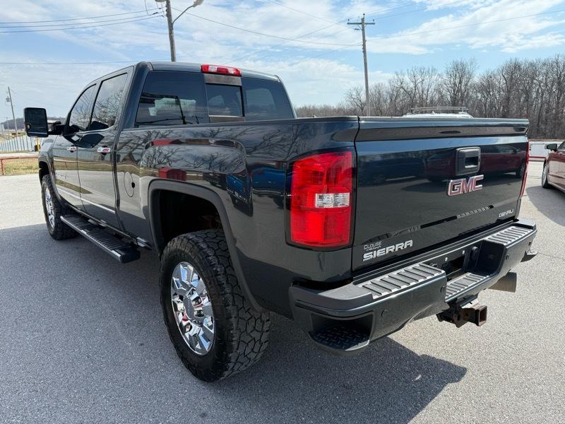 GMC Sierra 2500HD 4WD Crew Cab 153.7" Denali 2017