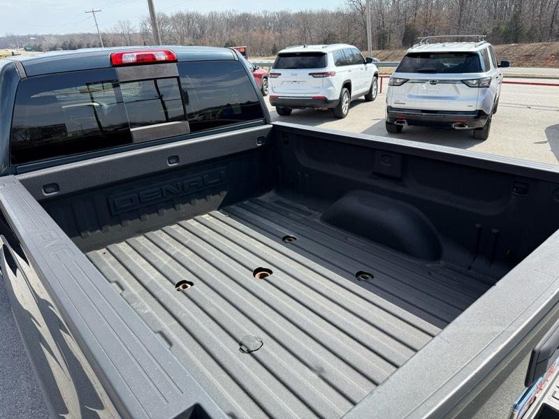 GMC Sierra 2500HD 4WD Crew Cab 153.7" Denali 2017