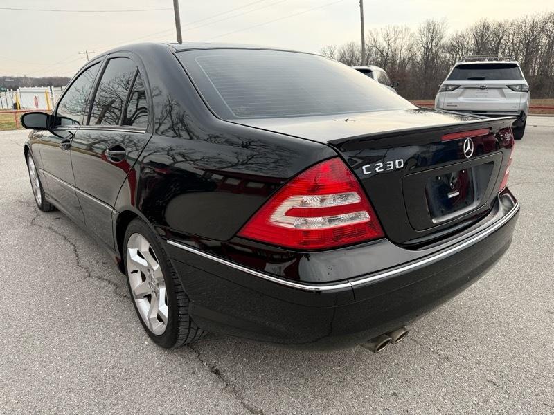 Mercedes-Benz C-Class 4dr Sdn 2.5L Sport RWD 2007