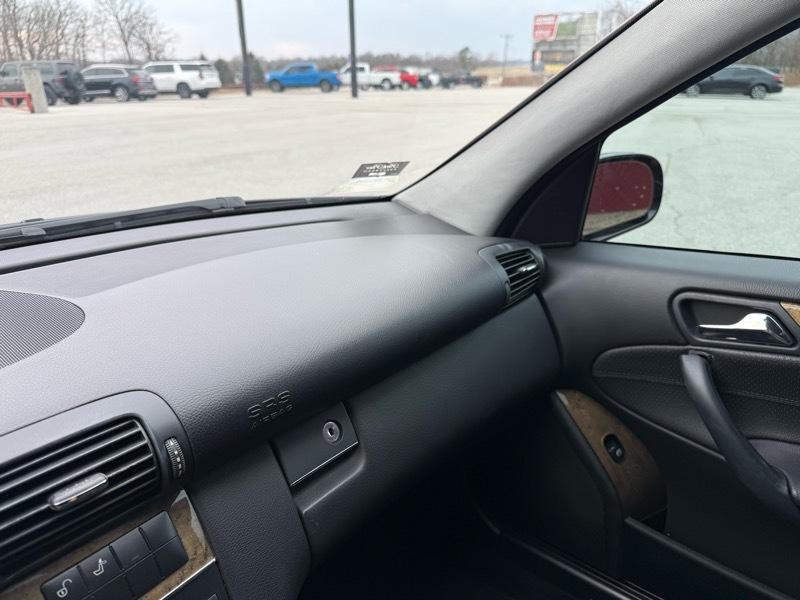 Mercedes-Benz C-Class 4dr Sdn 2.5L Sport RWD 2007