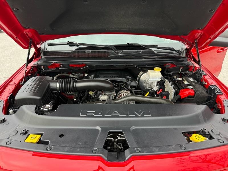 RAM 1500 Sport 4x4 Crew Cab 5'7" Box 2021