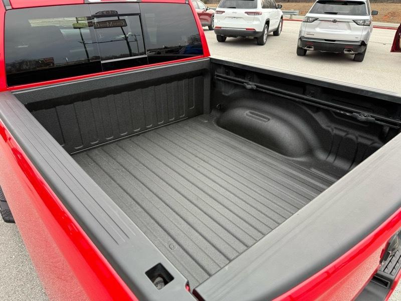 RAM 1500 Sport 4x4 Crew Cab 5'7" Box 2021