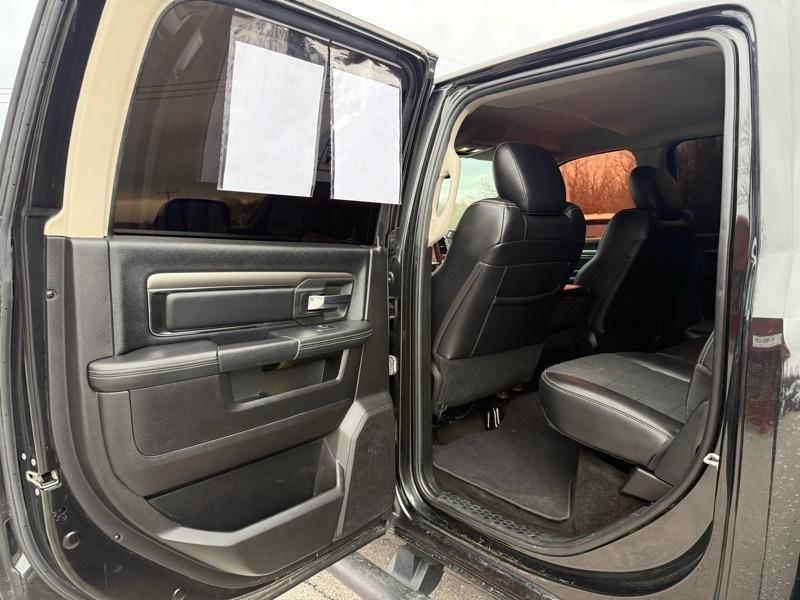 RAM 2500 Big Horn 4x4 Crew Cab 6'4" Box 2018