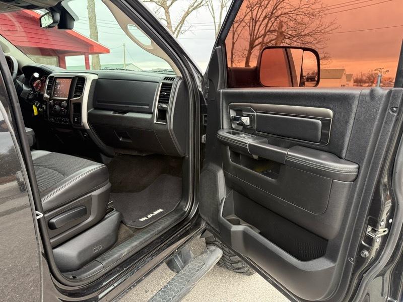 RAM 2500 Big Horn 4x4 Crew Cab 6'4" Box 2018