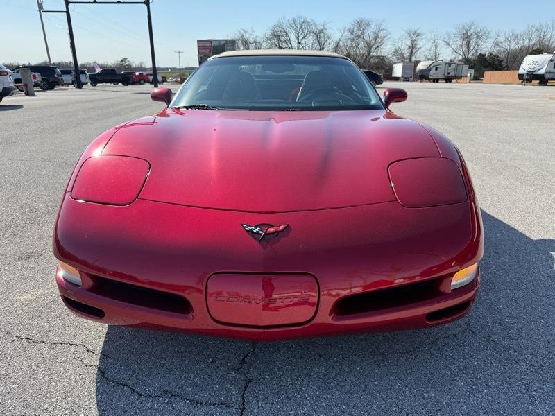 Chevrolet Corvette 2dr Convertible 2004