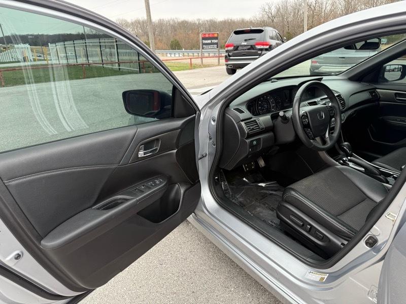 Honda Accord Sedan 4dr I4 CVT Sport 2016