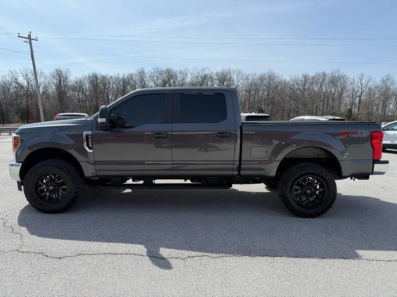 Ford Super Duty F-350 SRW XL 4WD Crew Cab 6.75' Box 2018