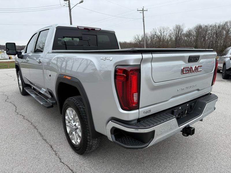 GMC Sierra 2500HD 4WD Crew Cab 159" SLT 2022
