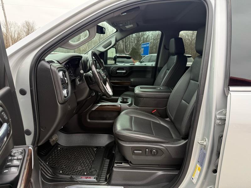 GMC Sierra 2500HD 4WD Crew Cab 159" SLT 2022