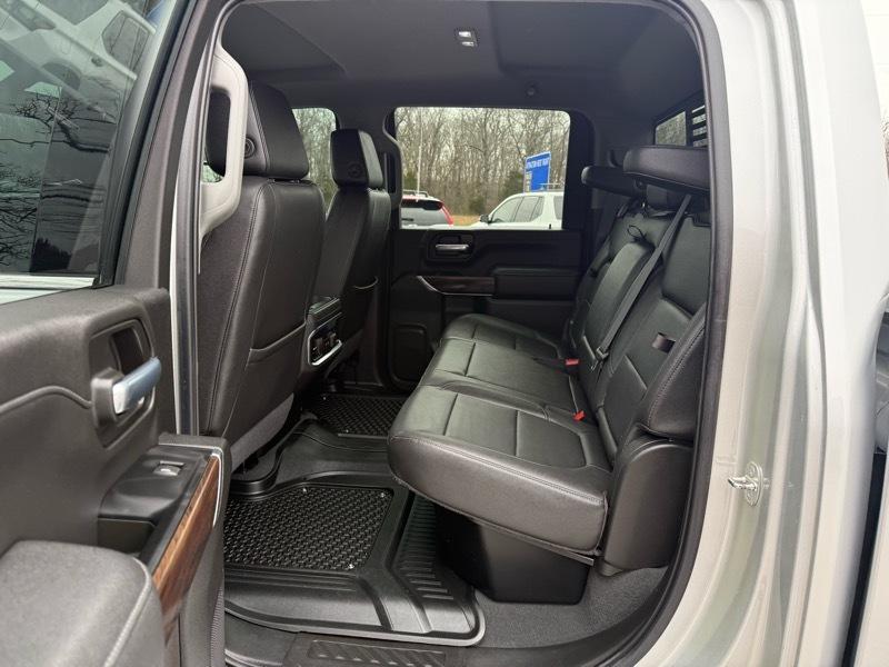 GMC Sierra 2500HD 4WD Crew Cab 159" SLT 2022